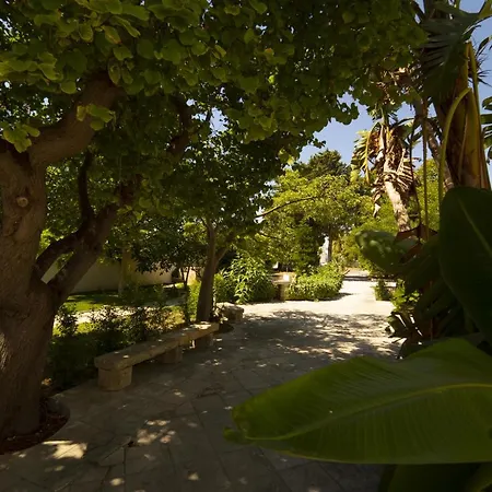 Giordano Villa Vernole